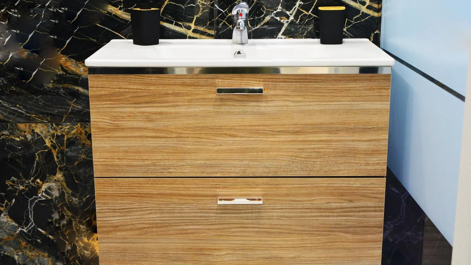 Domus Zeus Apartment Bari 0*,  Italy