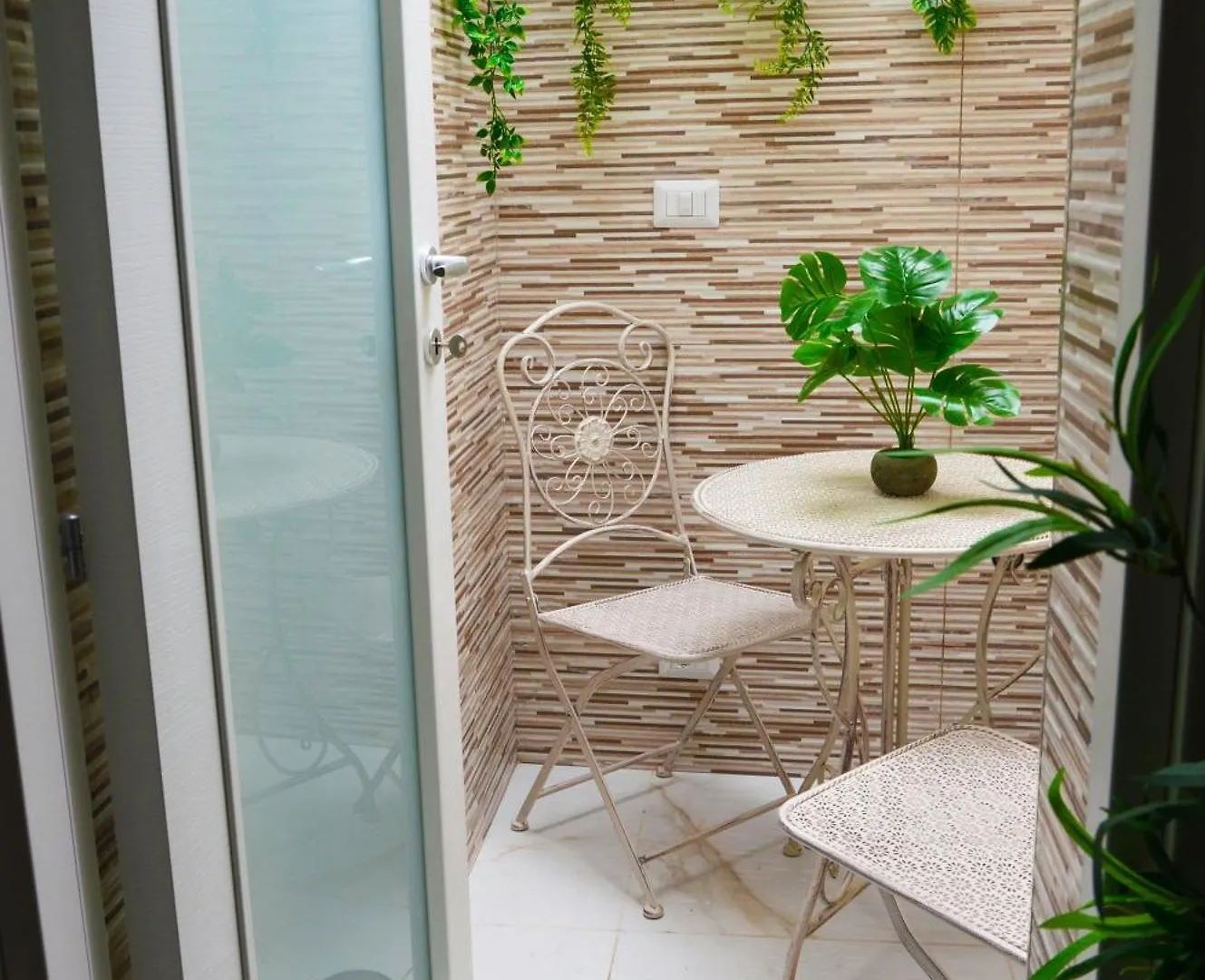 Domus Zeus Apartment Bari